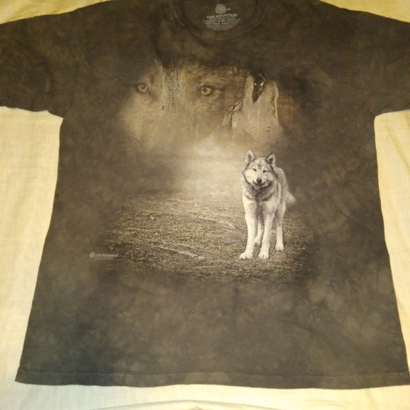 The Mountain Other - RARE* The Mountain wolf Tshirt Sz XL